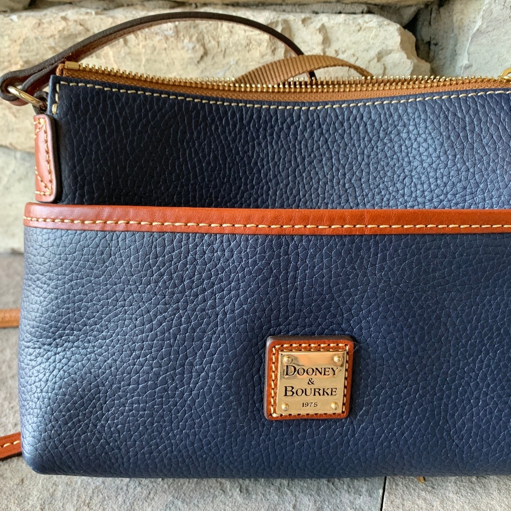 Dooney & Bourke